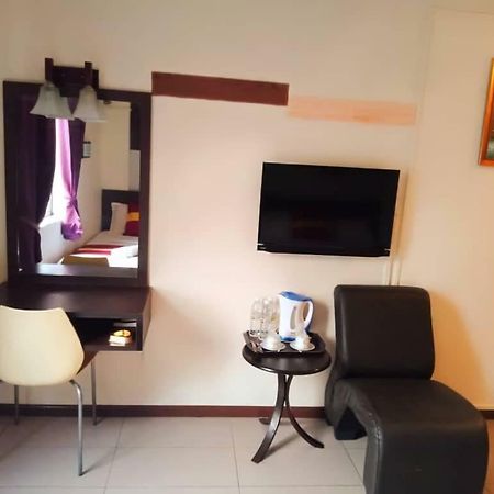 City Inn Kuching Zewnętrze zdjęcie